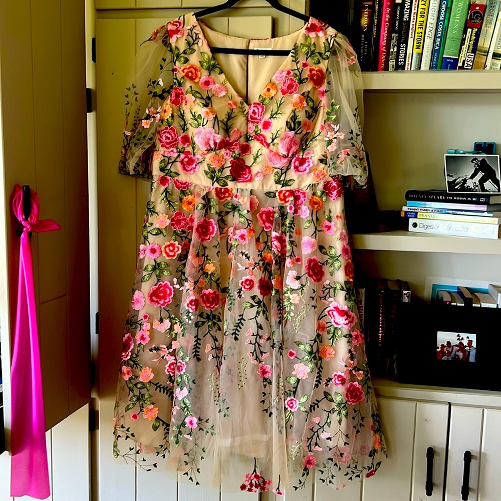 Floral dress, brand new, never been worn, custom made, didn’t fit